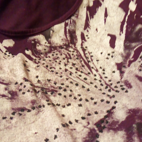 Shirt - Picture 2 of 4